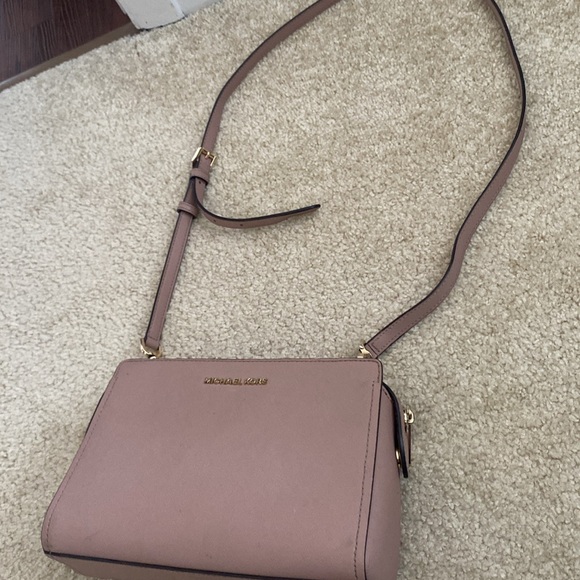 Michael Kors handbag - Picture 6 of 7